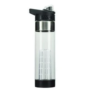 Amazon Hot salg 700ml Bpa gratis frukt Infuser Tritan drikke flaske med vende opp lokket lekkasje bevis